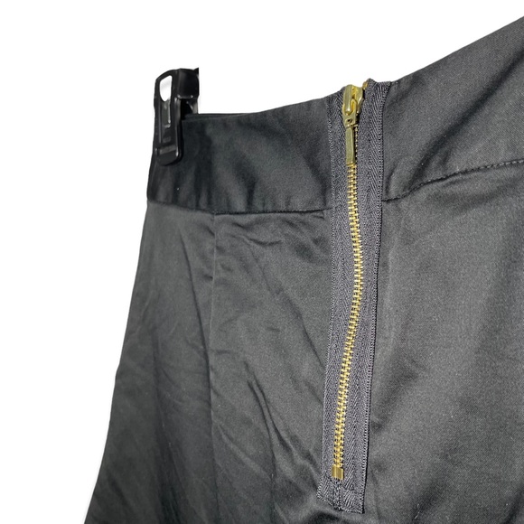 Express black skirt size 4 - Picture 4 of 7